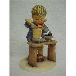 Hummel figurine,  A Fair Measure #345