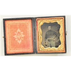 Civil War era tin type of young Union Cavalry  trooper wearing gauntlets with English type  bowie kn