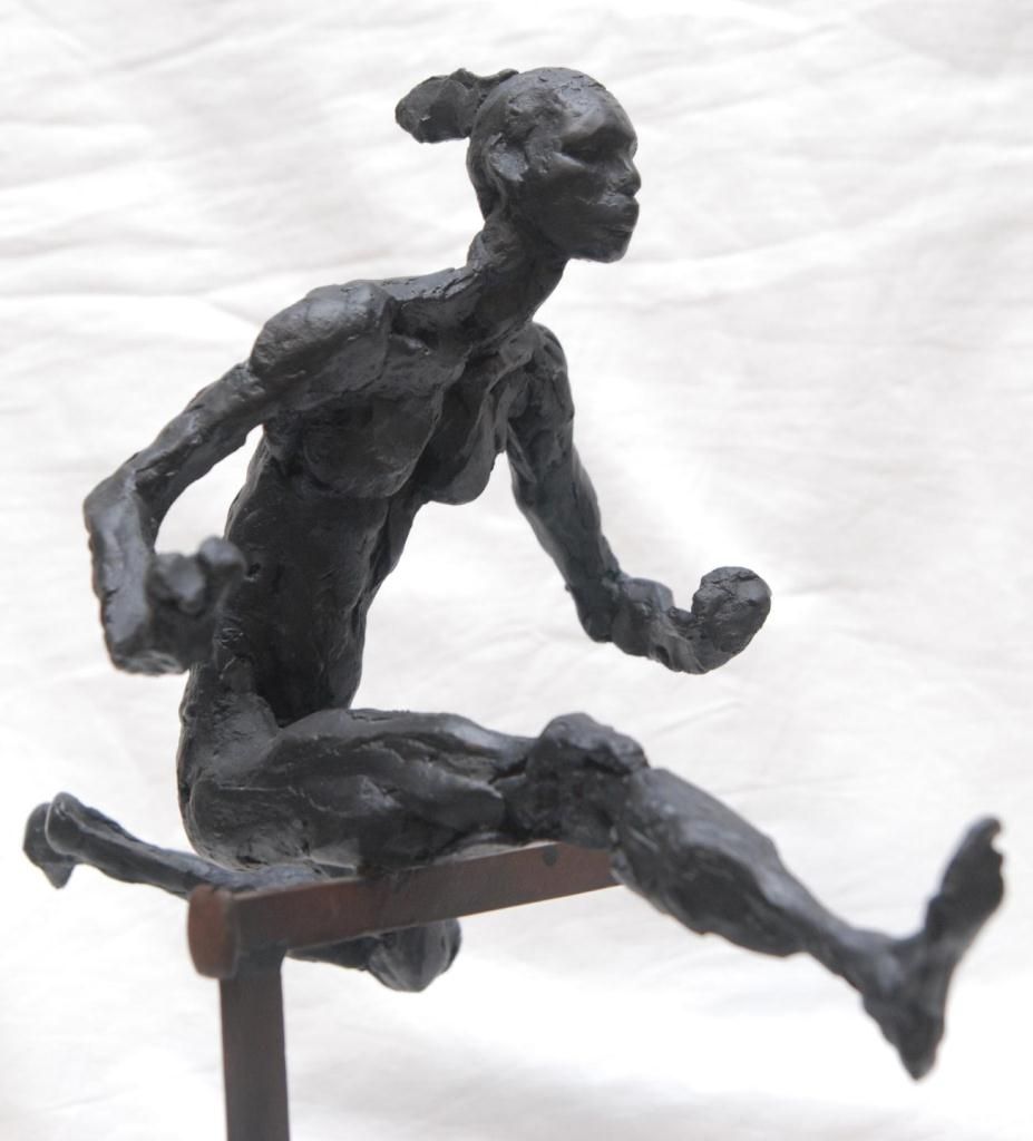 Artis Lane 3 Hurdlers Bronze Suite