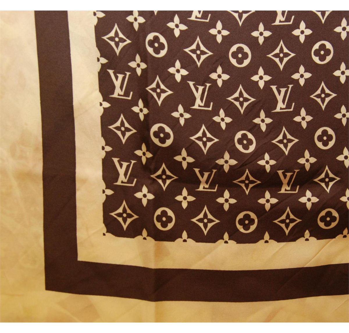 HERMES SILK POCKET SQUARE & LOUIS VUITTON SCARF