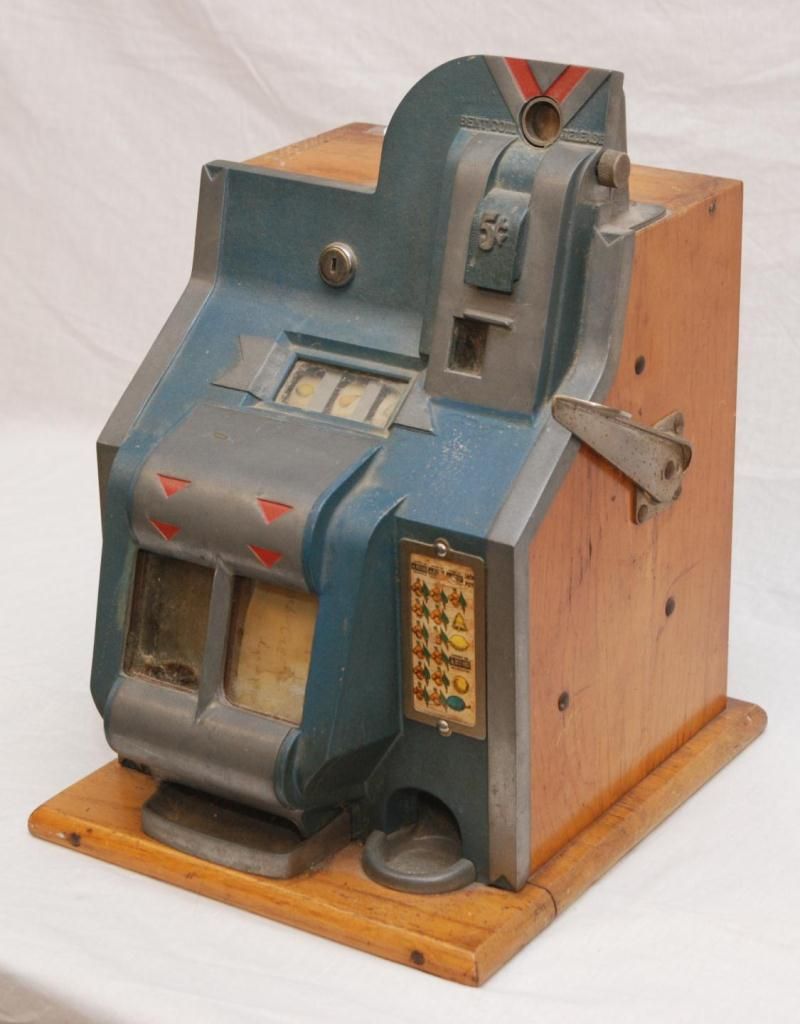 Mills Novelty Co 1910 Slot Machine Mills Novelty Co 1910 Slot Machine
