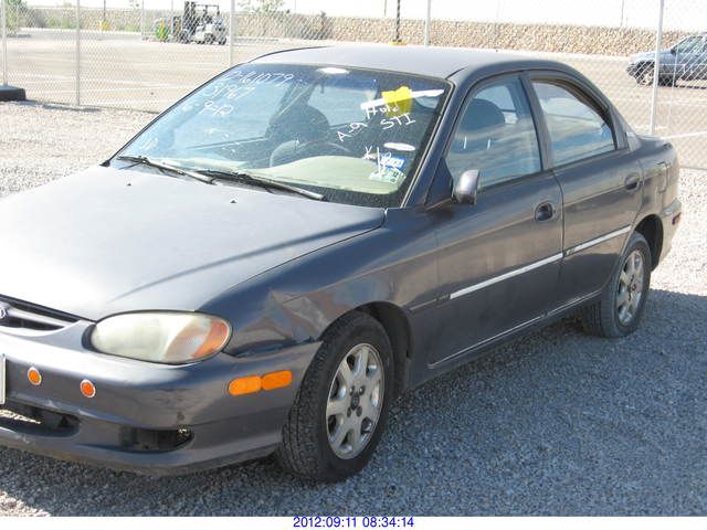 Kia sephia 1999