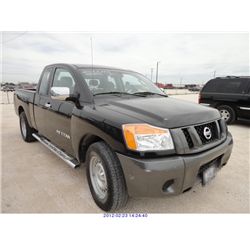 2008 - NISSAN TITAN
