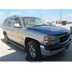 2000 - GMC YUKON // SALVAGE TITLE