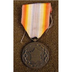 RARE FRENCH LIBERATION MEDAL 1944 ORIGINAL