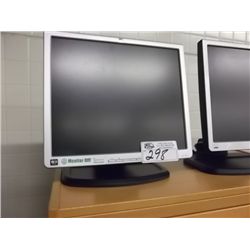 HP 17" LCD MONITOR