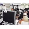 Image 1 : LOT OF 46 LCD 17" MONITORS