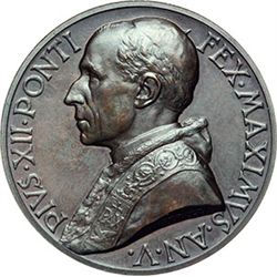 Medaglie Papali.    Pio XII (1938-1959), Eugenio Pacelli. Medaglia annuale, anno V.  D/ Busto a sini