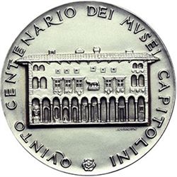 Medaglie e Placchette.   Roma.  Medaglia 1972 per il V centenario dei Musei Capitolini.     AG.   mm