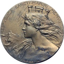 Medaglie e Placchette.   San Marino.  Medaglia 1907 per il primo anniversario dell'Arengo.     AE. g