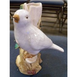 Vintage White Dove Perched on Tree Trunk approx.  6" x H 8"   no chips or cracks