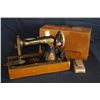Image 1 : Antique Singer Sewing Machine