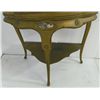 Image 2 : Gilt French curio cabinet