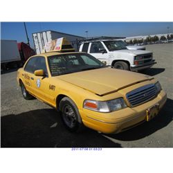 2000 - FORD CROWN VICTORIA