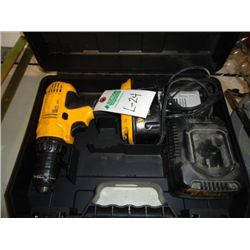 Dewalt 18v cordless drill w/charger