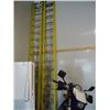 Image 1 : 28' Featherlight fiberglass ladder