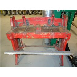 Brown Boggs manual 36" metal shear