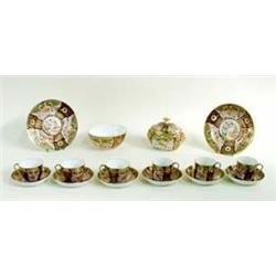 A FINE EARLY 19TH CENTURY COALPORT PART TEA/COFFEE SERVICE comprising nine teacups, five coffee cans