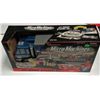 Image 2 : Jeff Gordon Speedway Rig Playset-Micro Machines Nascar