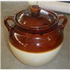 Image 1 : Western Stoneware Bean Pot