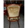 Image 3 : Antique Chair