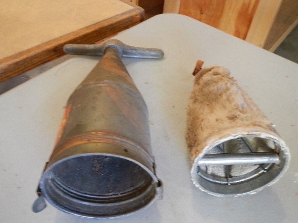 "The Feeny" Vacuum Cleaner Model D