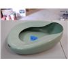 Image 2 : Enamel Bed Pan