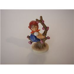 Goebel Hummel Figurine " Apple Tree Girl "