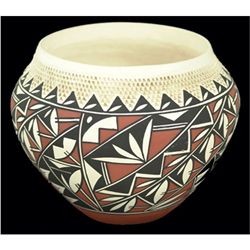 Mata Ortiz, Ophelia S Leon, Pottery