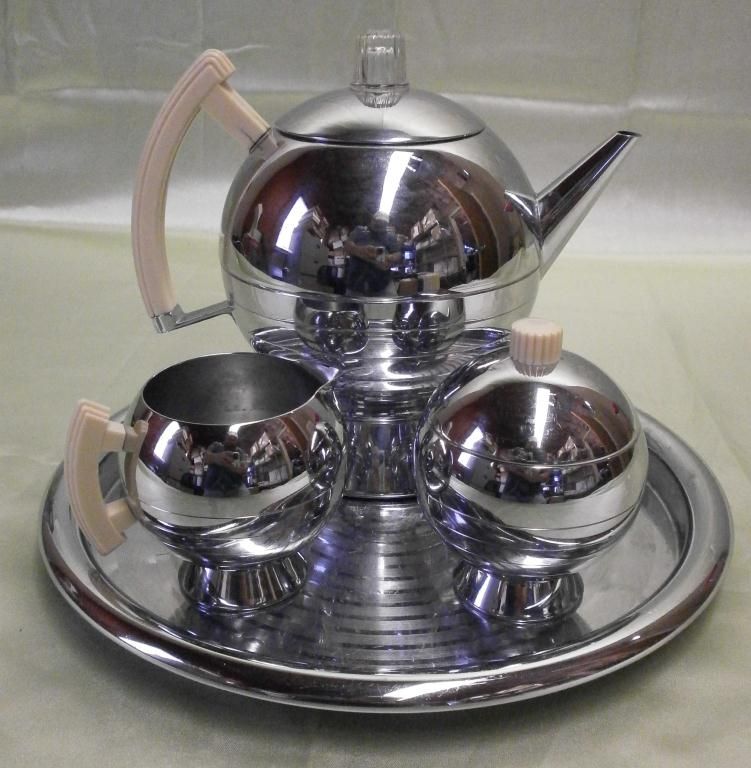 Picture of 1930's Chase Comet Art Deco Coffee Maker & Set