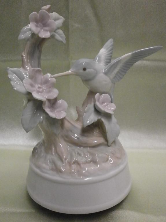 Otagiri Porcelain Hummingbird Music Box