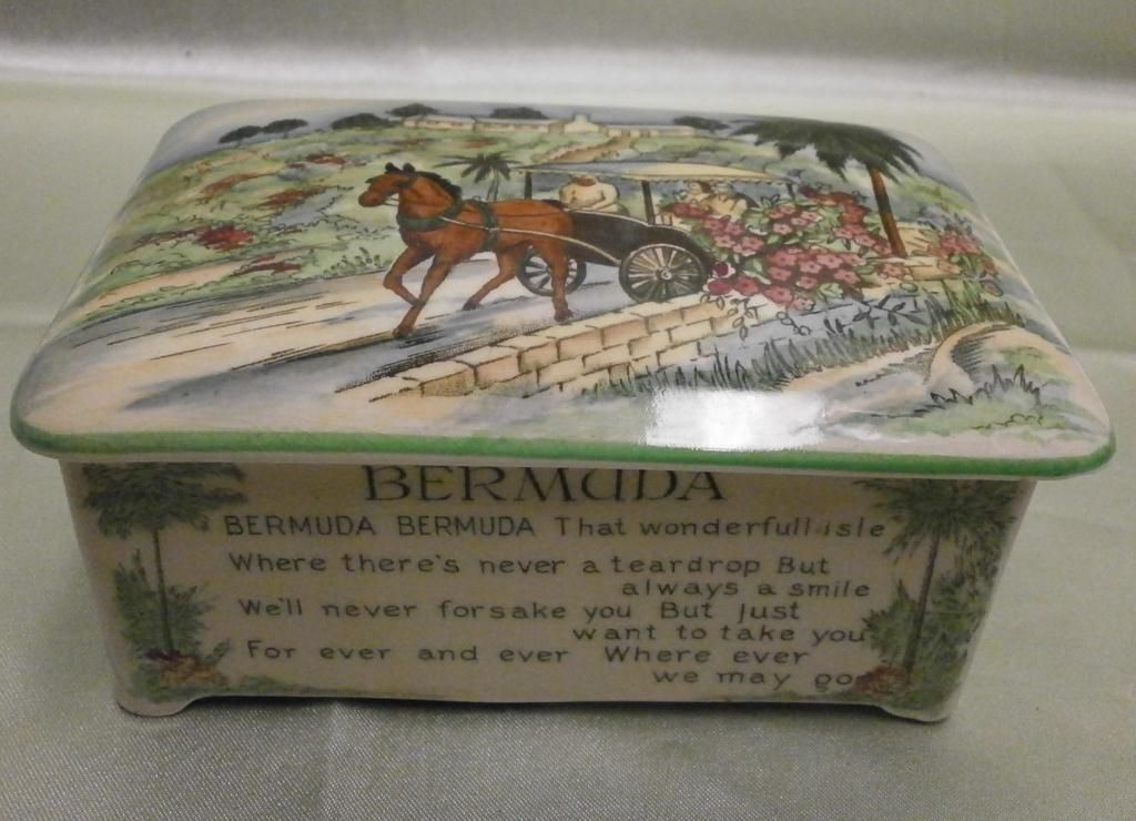 Vintage Bermuda Trinket Music Box Crown Devon
