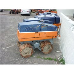 Padfoot trench compactor