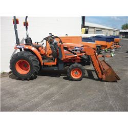 Kubota ST30 Tractor