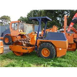 Dynapac CA121PD Roller