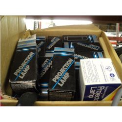 BOX: PROJECTOR LAMPS