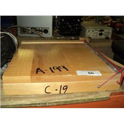 BOSTITCH PAPER CUTTER