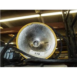 LOWEK QUARTZ HALOGEN LIGHT