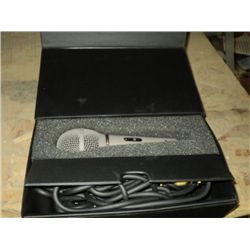 RADIO SHACK MICROPHONE