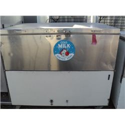 NOR-LAKE MILK COOLER