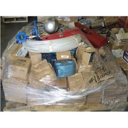 PALLET: MISCELLANEOUS PLUMBING SUPPLIES