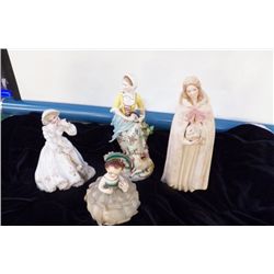 set of 4 Figurines