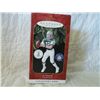 Image 1 : Hallmark Keepsake Ornament Joe Namath