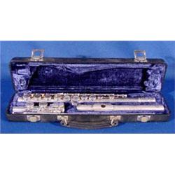 Lot 077: W.T. Armstrong Flute, Ca. 1950