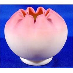 Lot 091: Fenton Burmese Rose Bowl, Ca. 1970