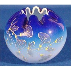 Lot 118: Bohemian Glass Rose Bowl