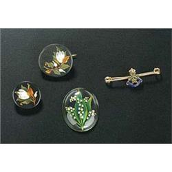A collection of Victorian and later jewellery, comprising; an early 20th century gold regimental bar