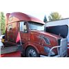 Image 1 : 2009 ORANGE VOLVO D13 TRACTOR TRAILER 976,155KM