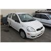 Image 2 : 2005 WHITE TOYOTA ECHO HB 50,299KM GAS 1.5L MANUAL