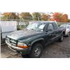 Image 1 : 2000 GREEN DODGE DAKOTA 2DR PU 261,917KM GAS V6